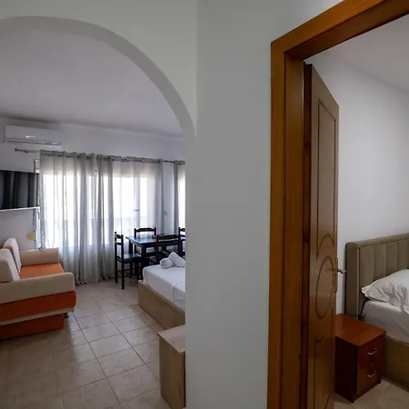 Horizon Hotel *