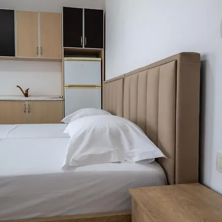 Horizon ホテル クサミル